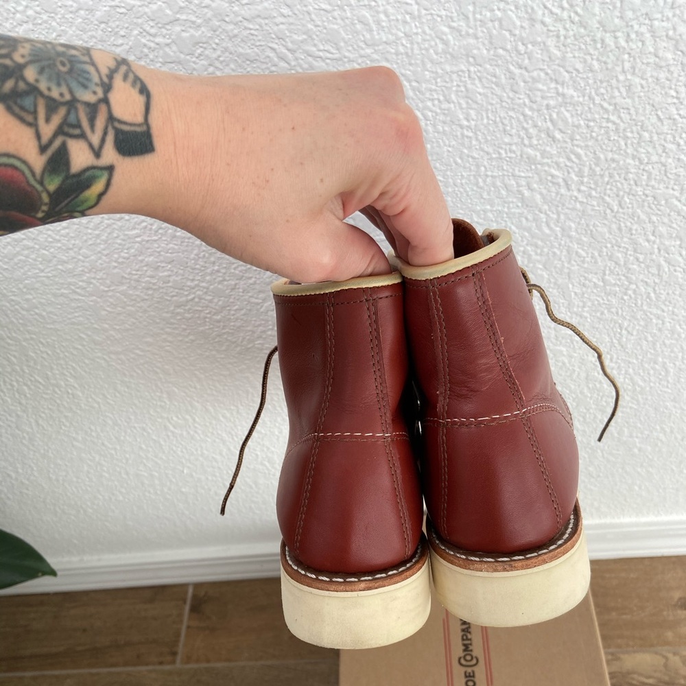 Women’s Red Wing 6-inch Classic Moc Boot - Picture 5 of 6